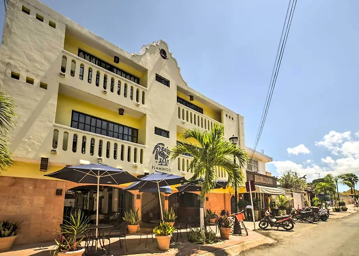 Hébergement de vacances Gorgeous Penthouse W/ Deck & Ocean Views!